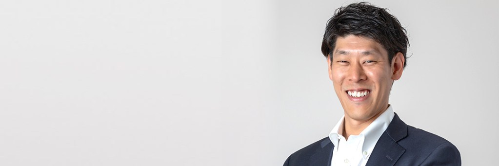 変化を楽しみ、組織を繋ぐ——。<br>視点は「グループの最大化」